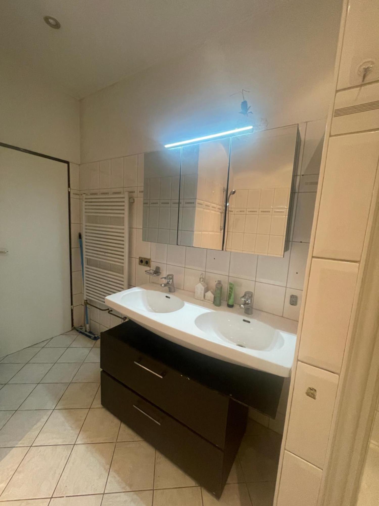 U6 Schoepfwerk Home 5 فيينا المظهر الخارجي الصورة
