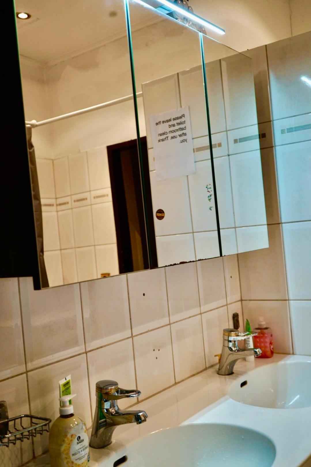 U6 Schoepfwerk Home 5 فيينا المظهر الخارجي الصورة